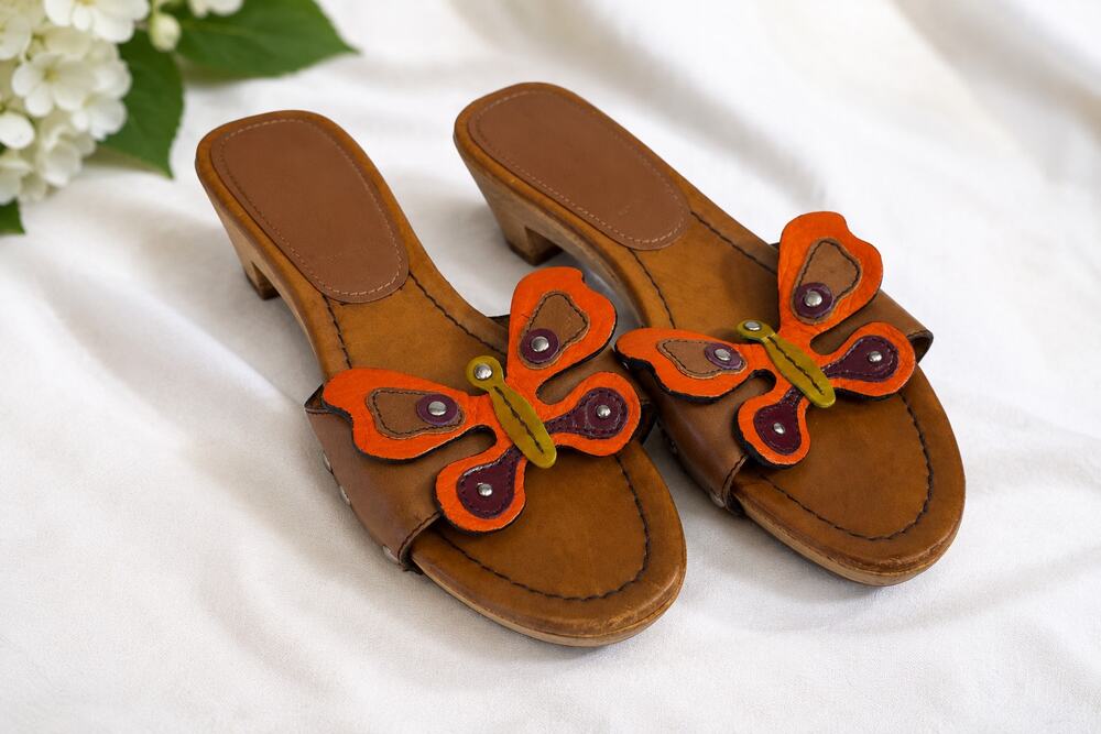 Vintage Prada Butterfly Leather Wooden Slide Sandals Size 35.5 Made in Italy Y2K